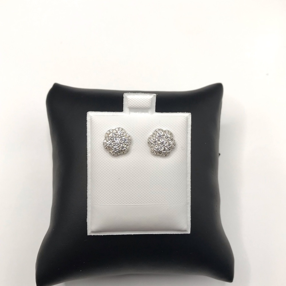Elegant 925 Sterling Silver 1.10CT MOISSANITE Floral Stud screw back Earrings - Picture 11 of 11